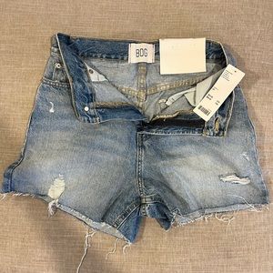 BDG A-line denim jean shorts, size 26. Never worn, new with tags.